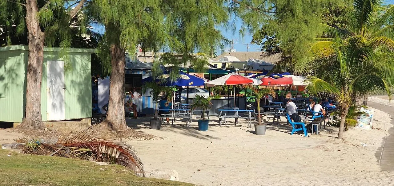 Hastings Towers 4D - Studio Apt Opp Beach Apartment Bridgetown