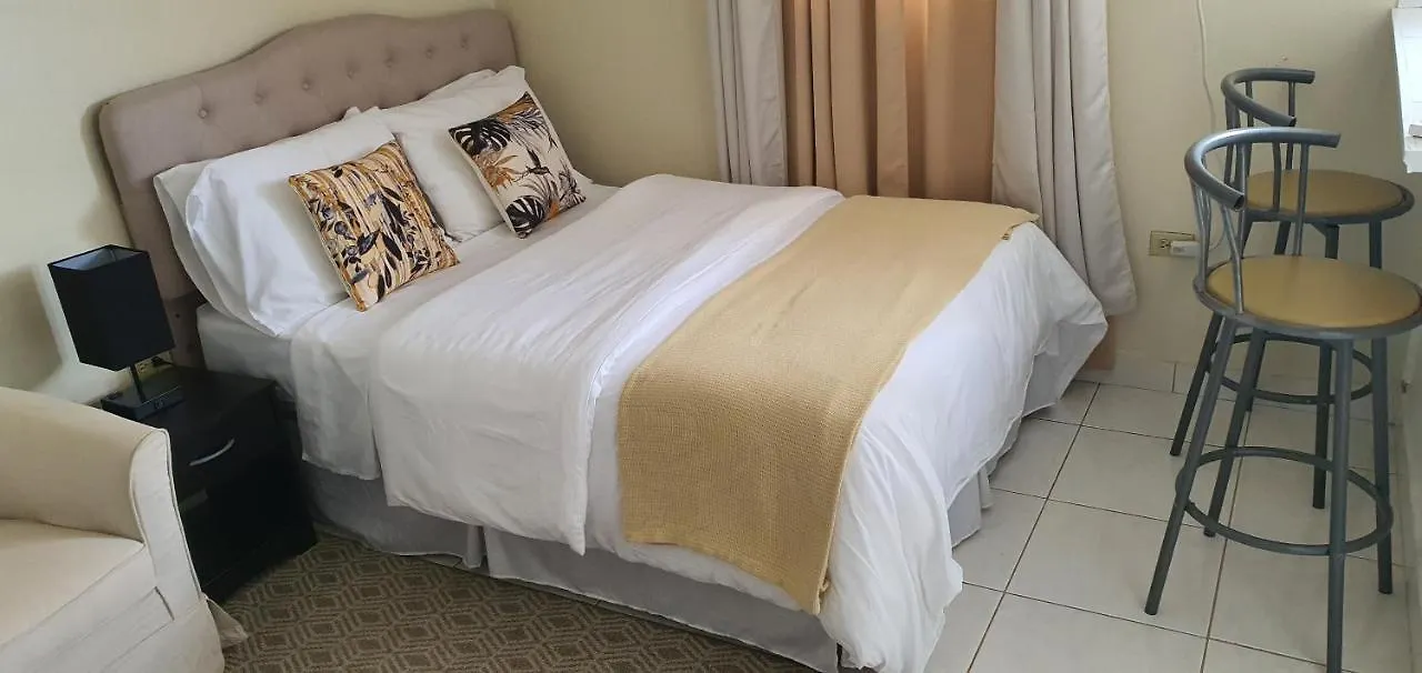 Apartment Hastings Towers 4D - Studio Apt Opp Beach Bridgetown Barbados